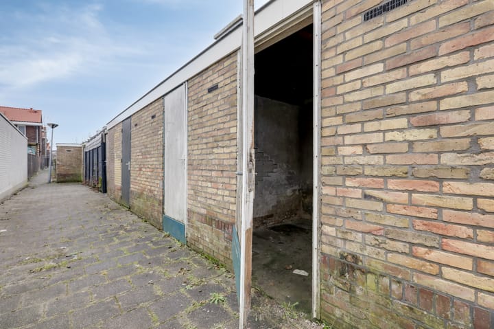 Photo 32 of Johan de Wittlaan 179