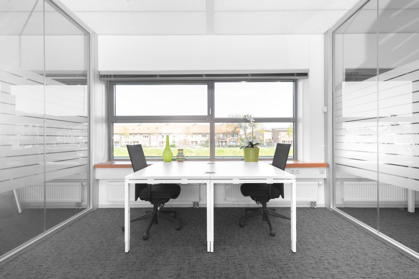 View photo 1 of Avenue Ceramique 221