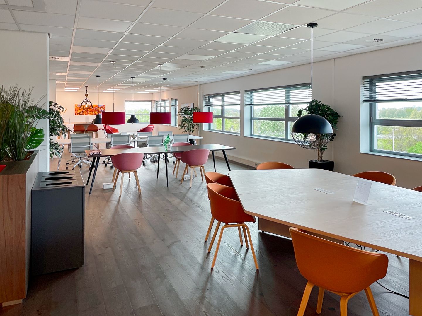 Bekijk foto 2 van Papendorpseweg 75