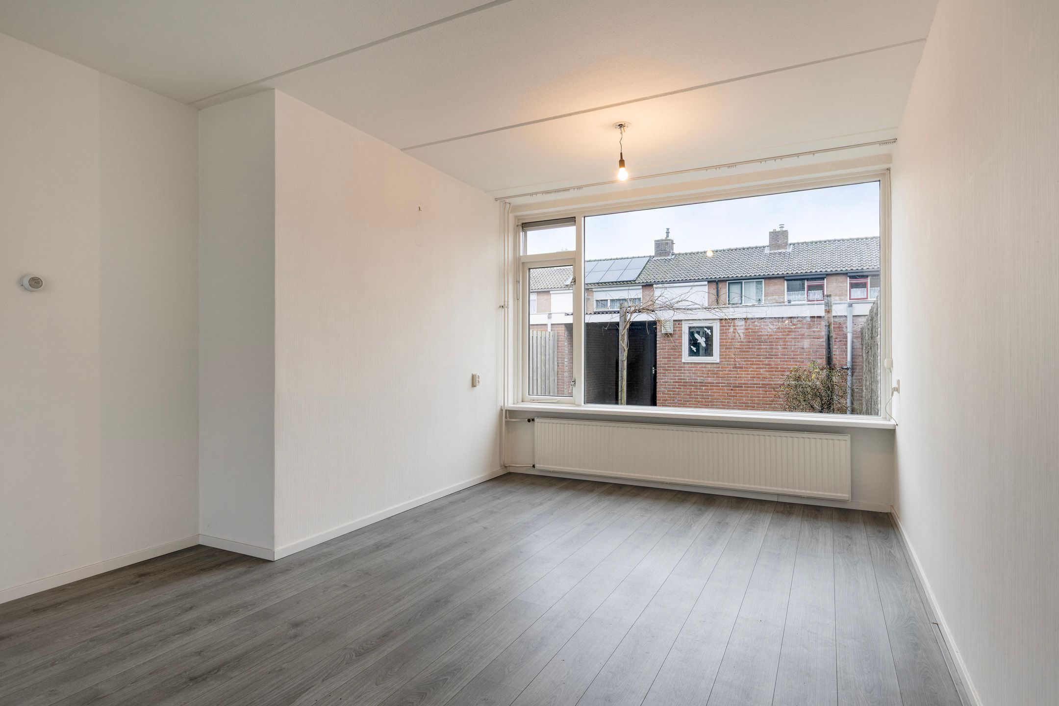 Photo 6 of Diepenbroekstraat 49