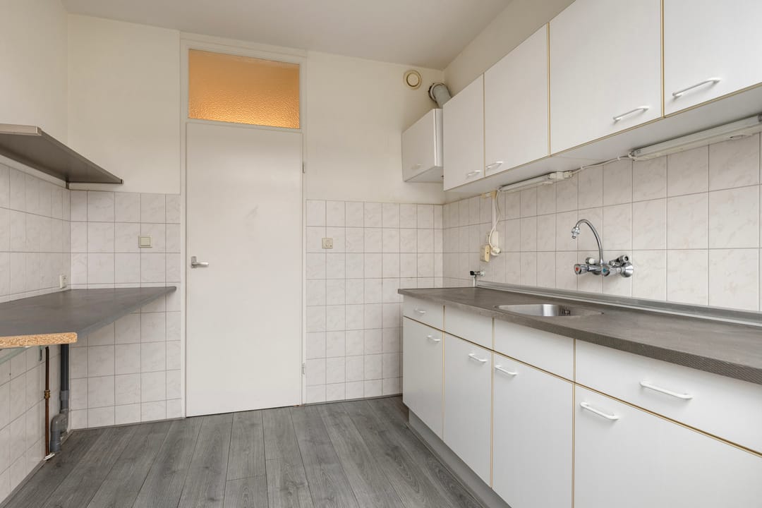 Photo 8 of Diepenbroekstraat 49