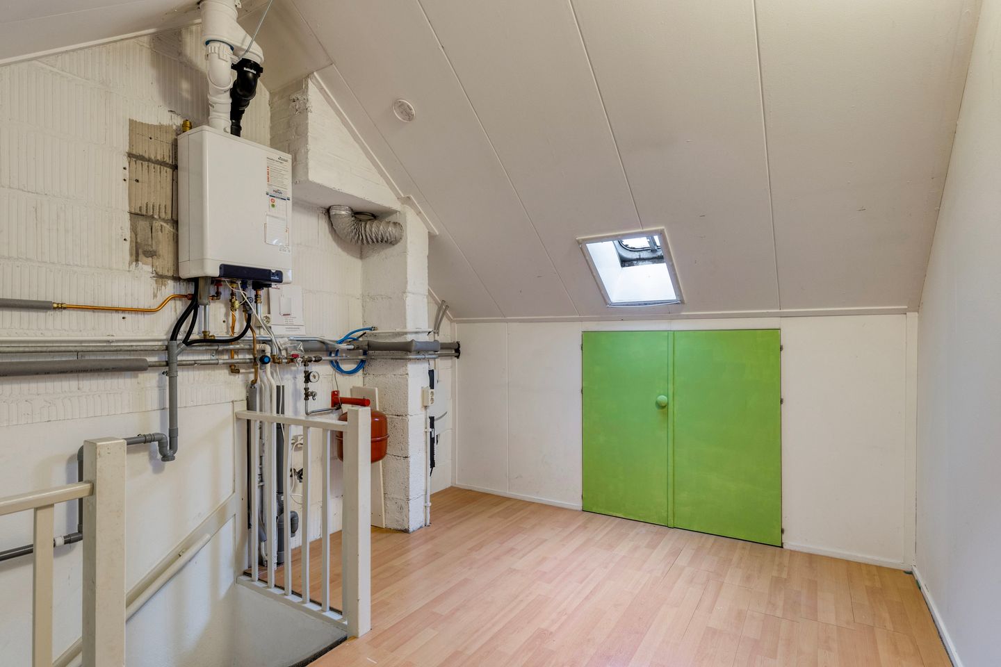 Photo 19 of Diepenbroekstraat 49