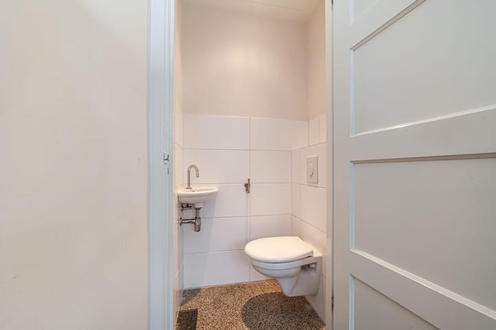 Foto 8 van Lorkenstraat 1