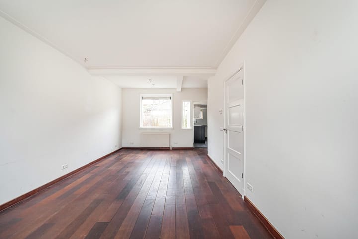 Foto 9 van Lorkenstraat 1