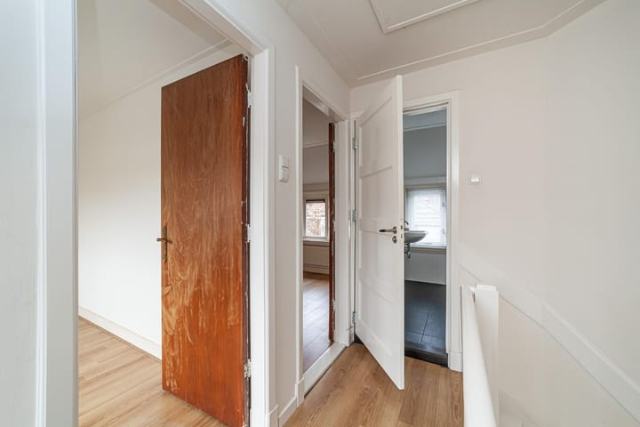 Foto 13 van Lorkenstraat 1