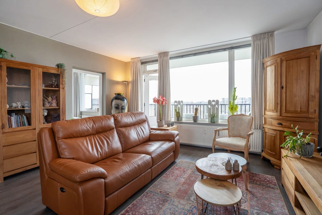 Foto 8 van Hammarskjöldlaan 347