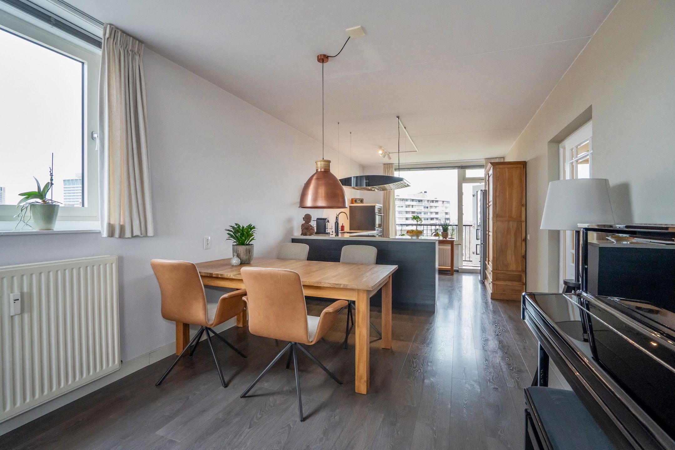 Foto 9 van Hammarskjöldlaan 347