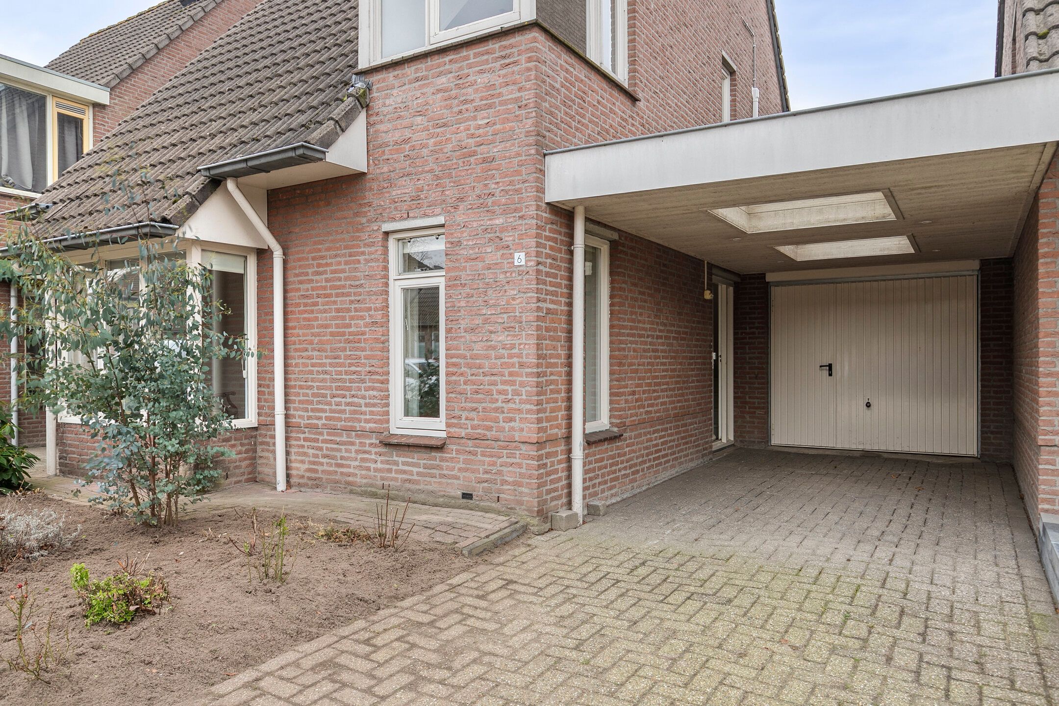 Foto 39 van Castaert 6