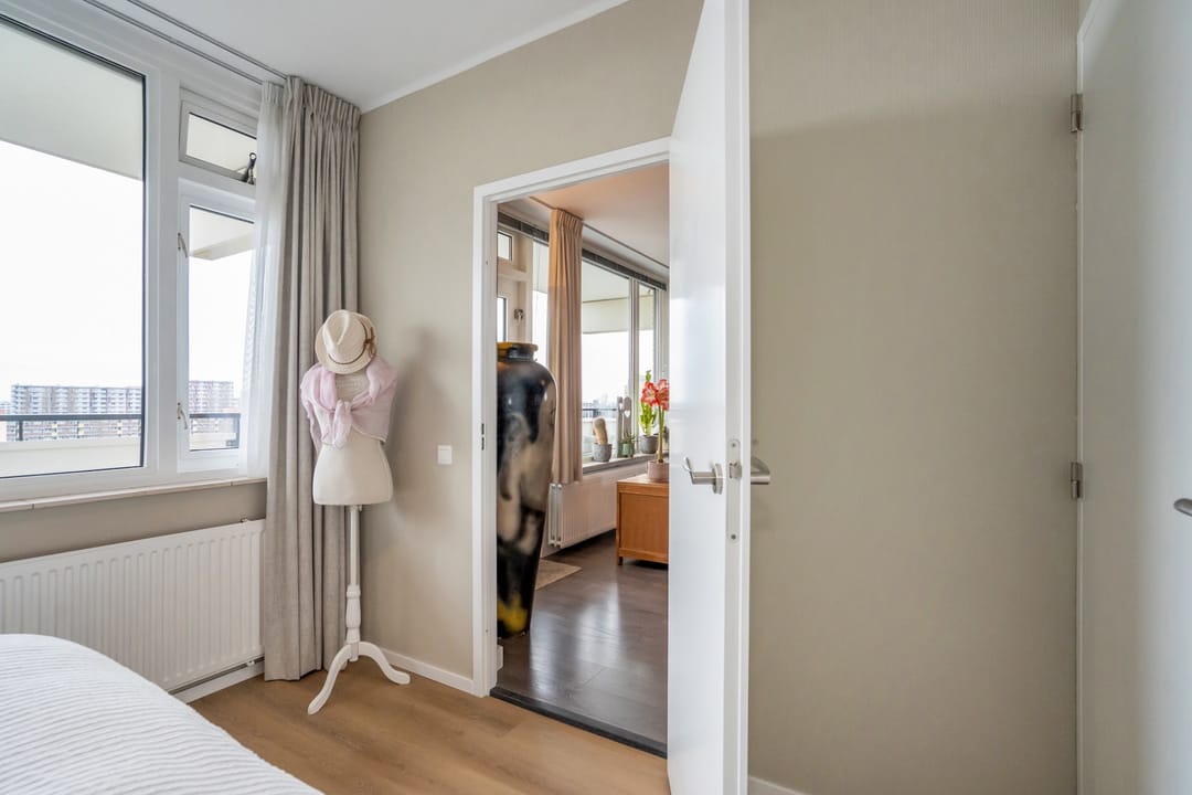 Foto 13 van Hammarskjöldlaan 347