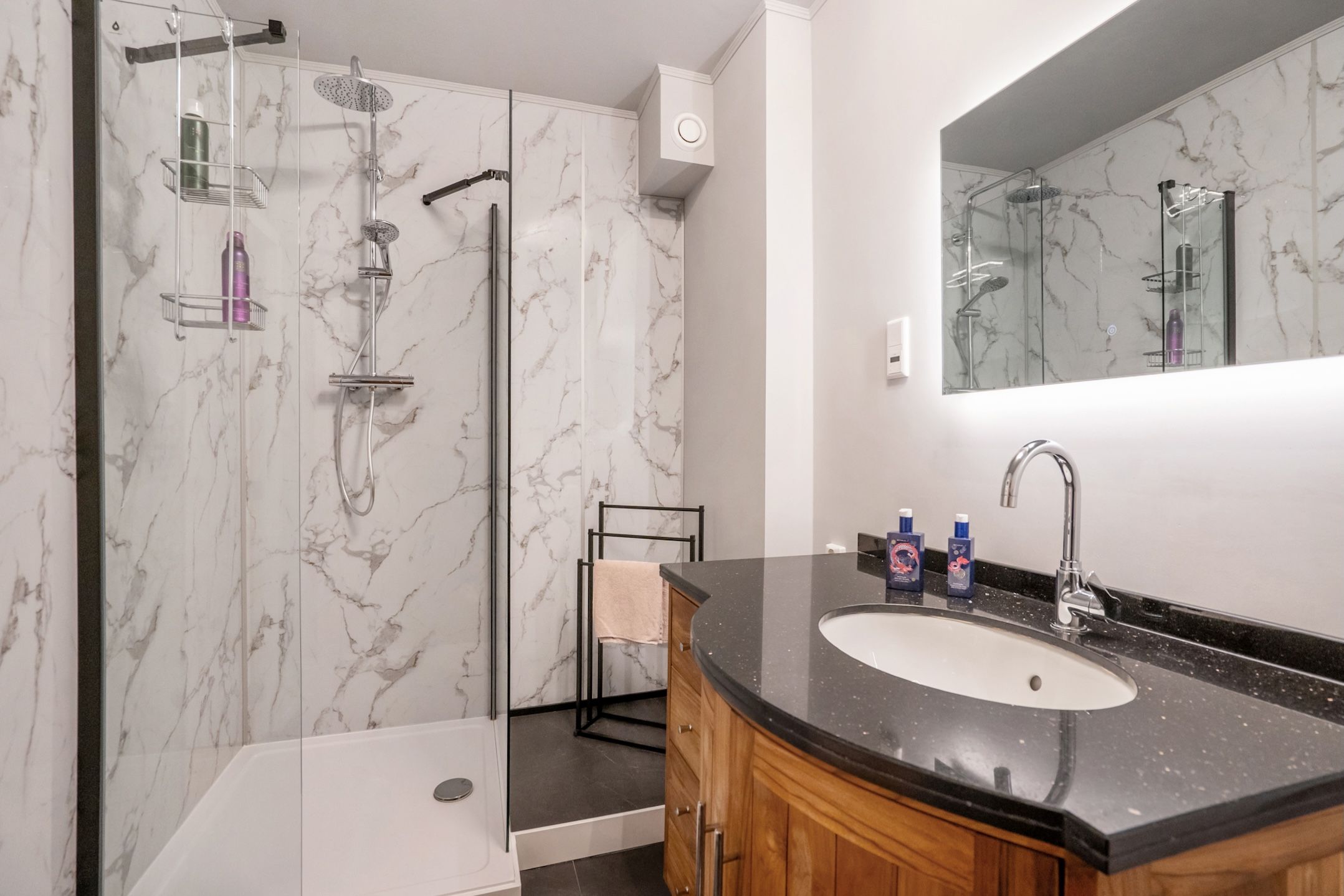 Foto 15 van Hammarskjöldlaan 347