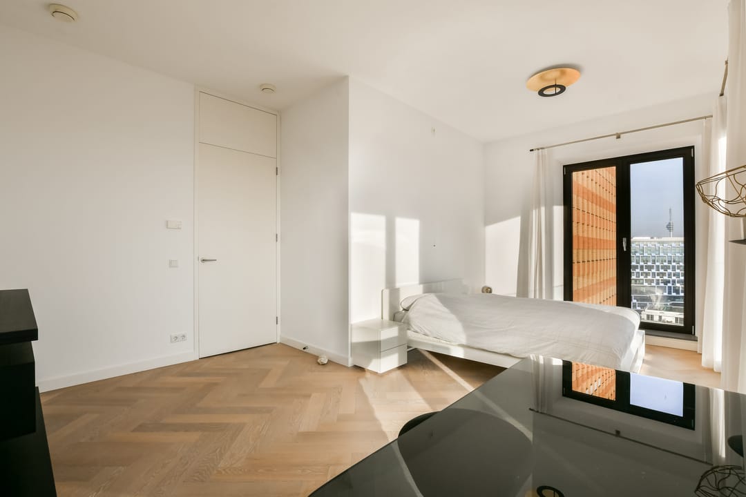 Foto 8 van Gustav Mahlerplein 233