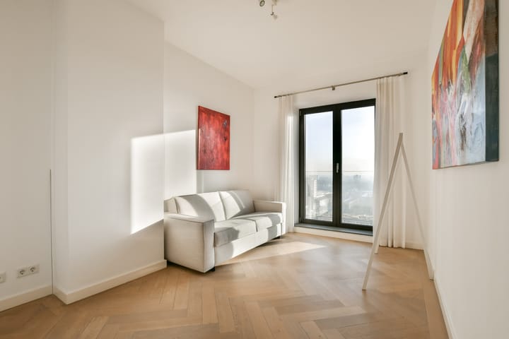 Foto 18 van Gustav Mahlerplein 233