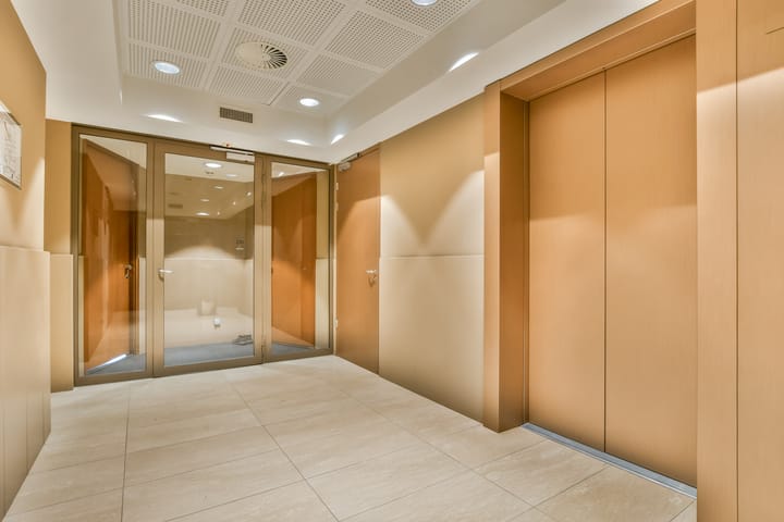 Foto 28 van Gustav Mahlerplein 233