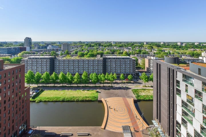 Foto 31 van Gustav Mahlerplein 233