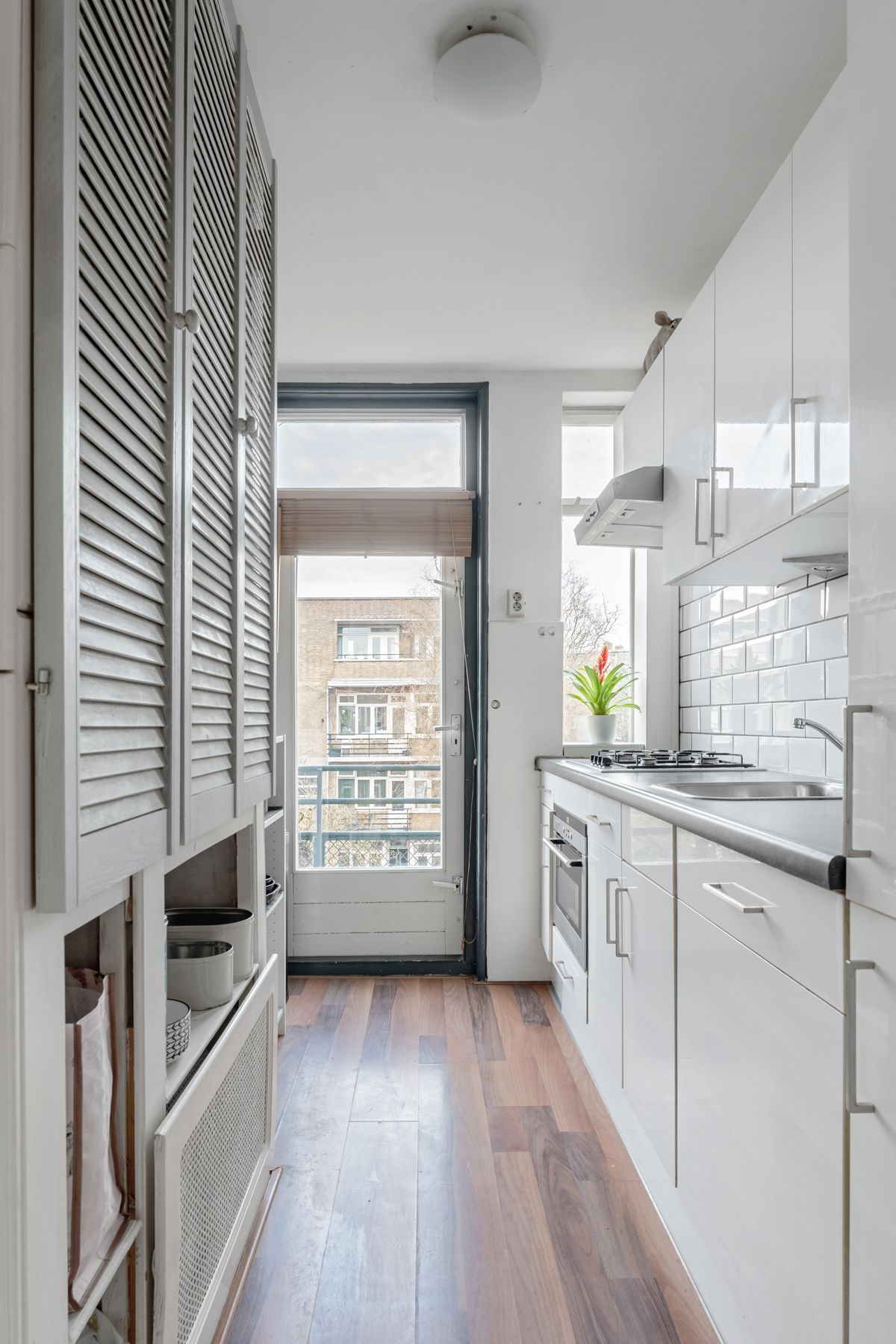 Foto 19 van Van Beuningenstraat 11-02L