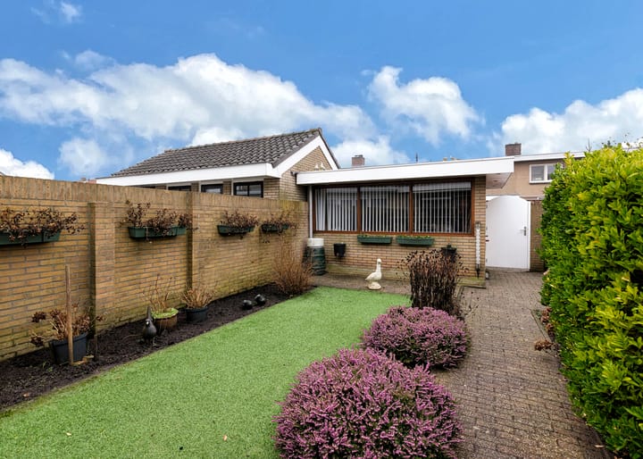 Foto 19 van van Asperenstraat 11