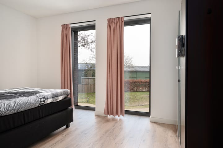 Photo 14 of Esdonkstraat 6-B