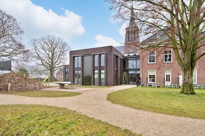 Photo 23 of Esdonkstraat 6-B