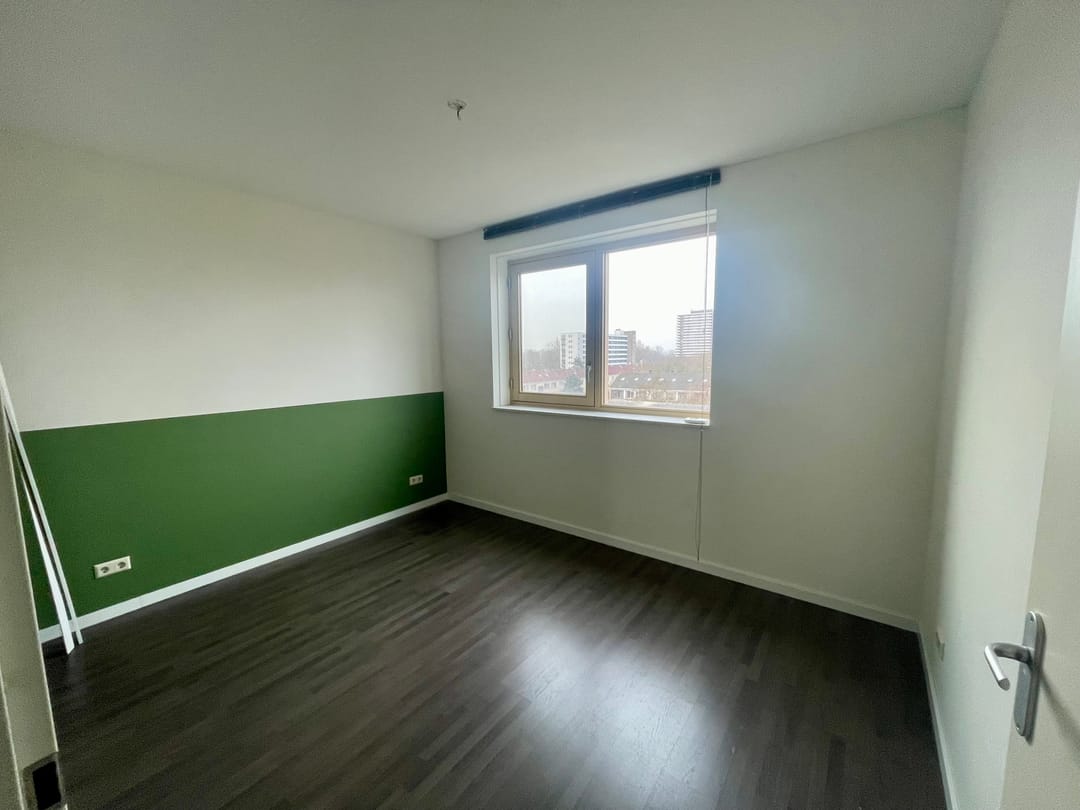 Photo 8 of Klaroenstraat 111