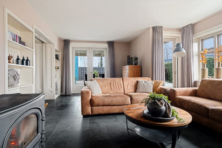 Photo 3 of Saffraan 3