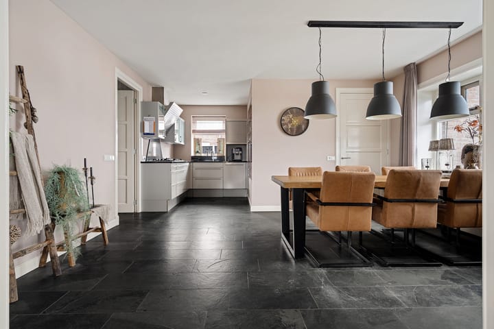 Photo 4 of Saffraan 3