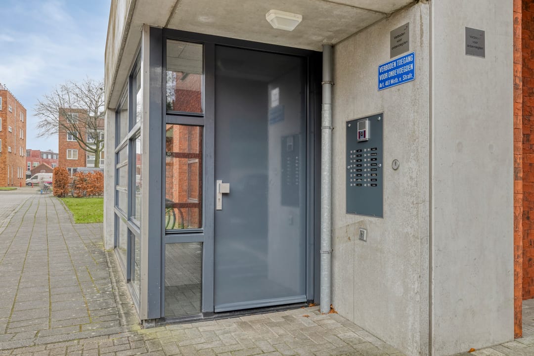 Foto 46 van S.L. Louwesstraat 40