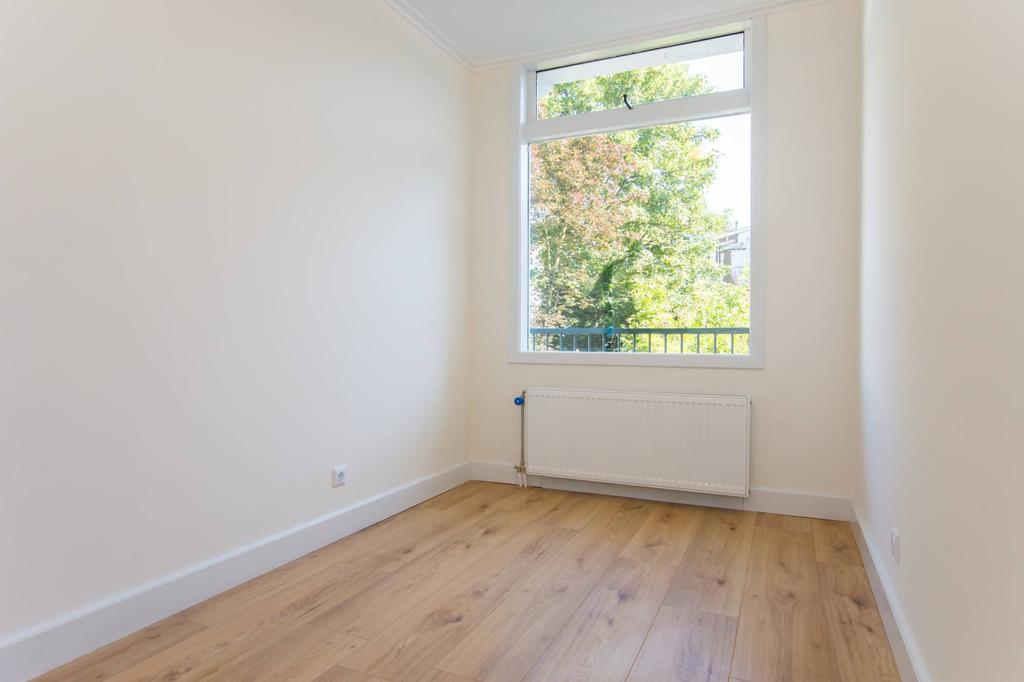 Photo 20 of Lunterenstraat 15