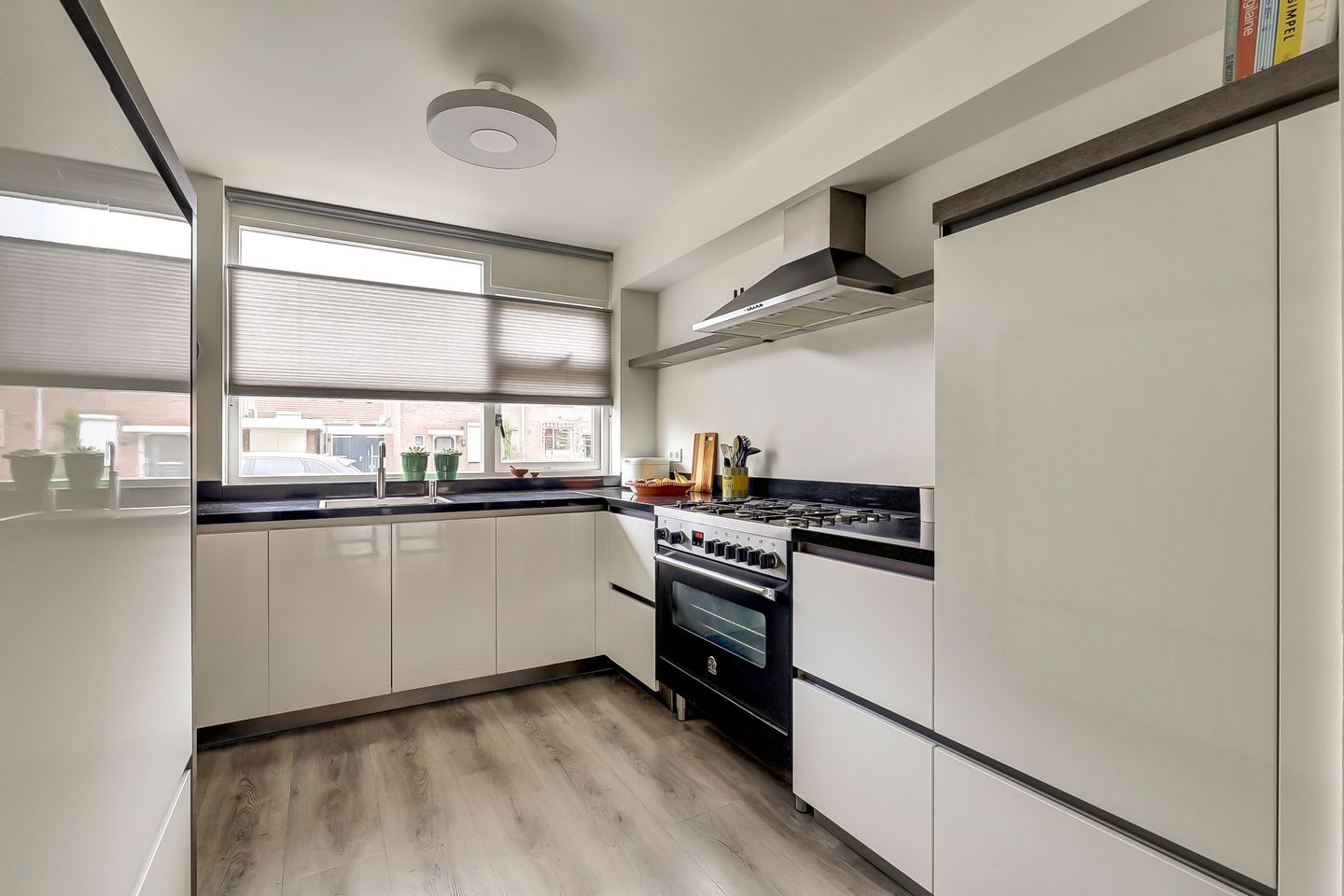 Photo 10 of Gildestraat 21