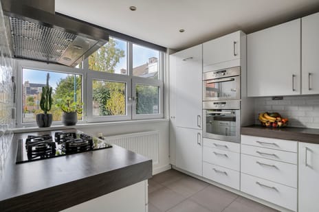 Richard Holpad 3 tertiary image