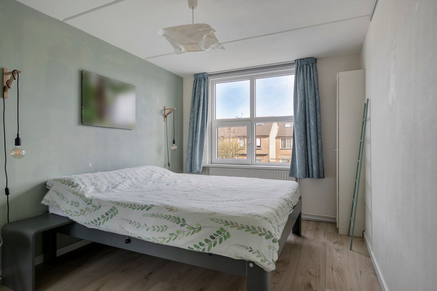 Photo 25 of Richard Holpad 3