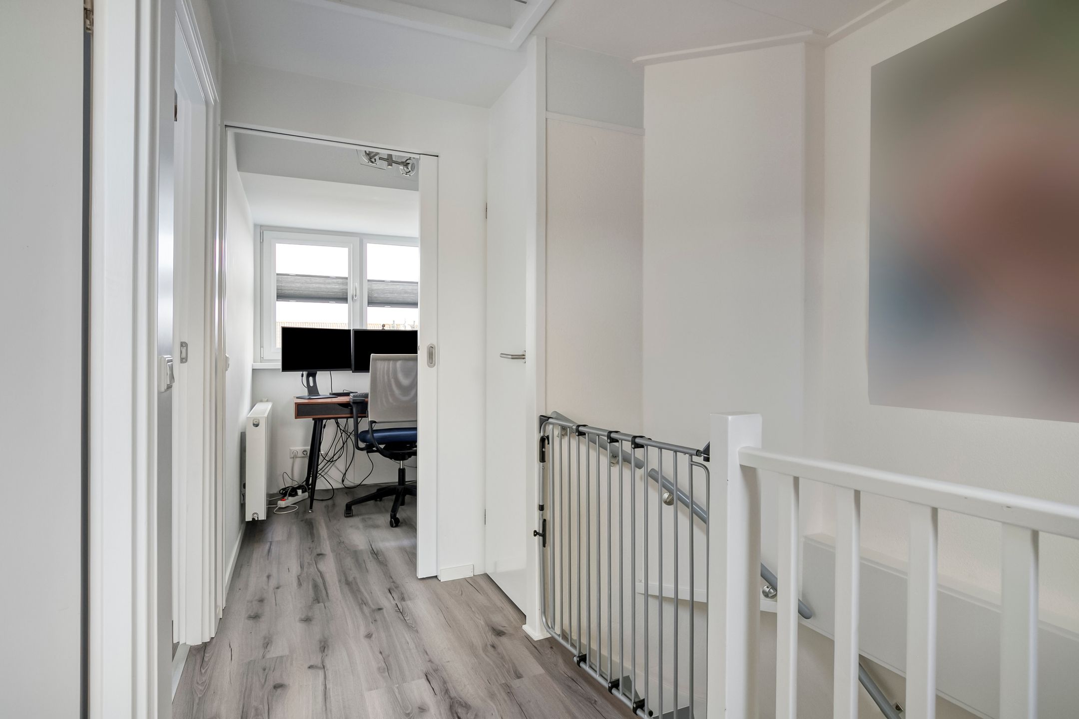 Photo 33 of Richard Holpad 3