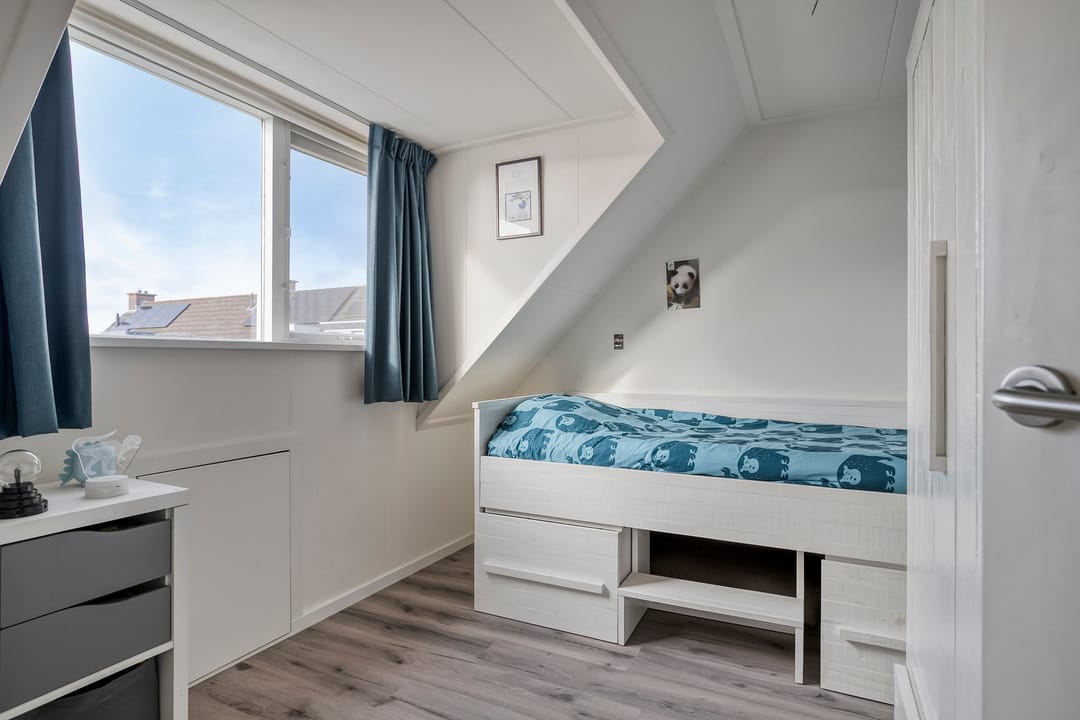 Photo 37 of Richard Holpad 3