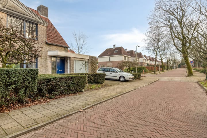 Foto 45 van Pater Blommaertlaan 35