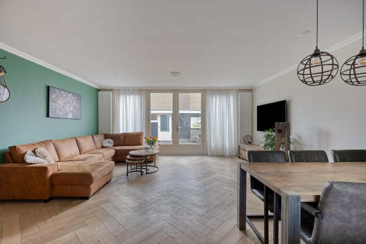 Photo 2 of Fluitekruidweg 6