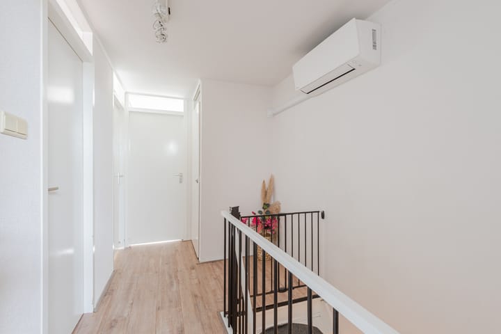 Tussenwoning te koop: Bilderdijkstraat 23, Bunschoten-Spakenburg