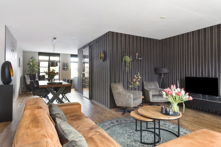 Foto 11 van Pastoor van Tielstraat 66