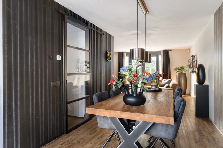 Foto 13 van Pastoor van Tielstraat 66