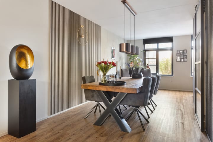 Foto 12 van Pastoor van Tielstraat 66