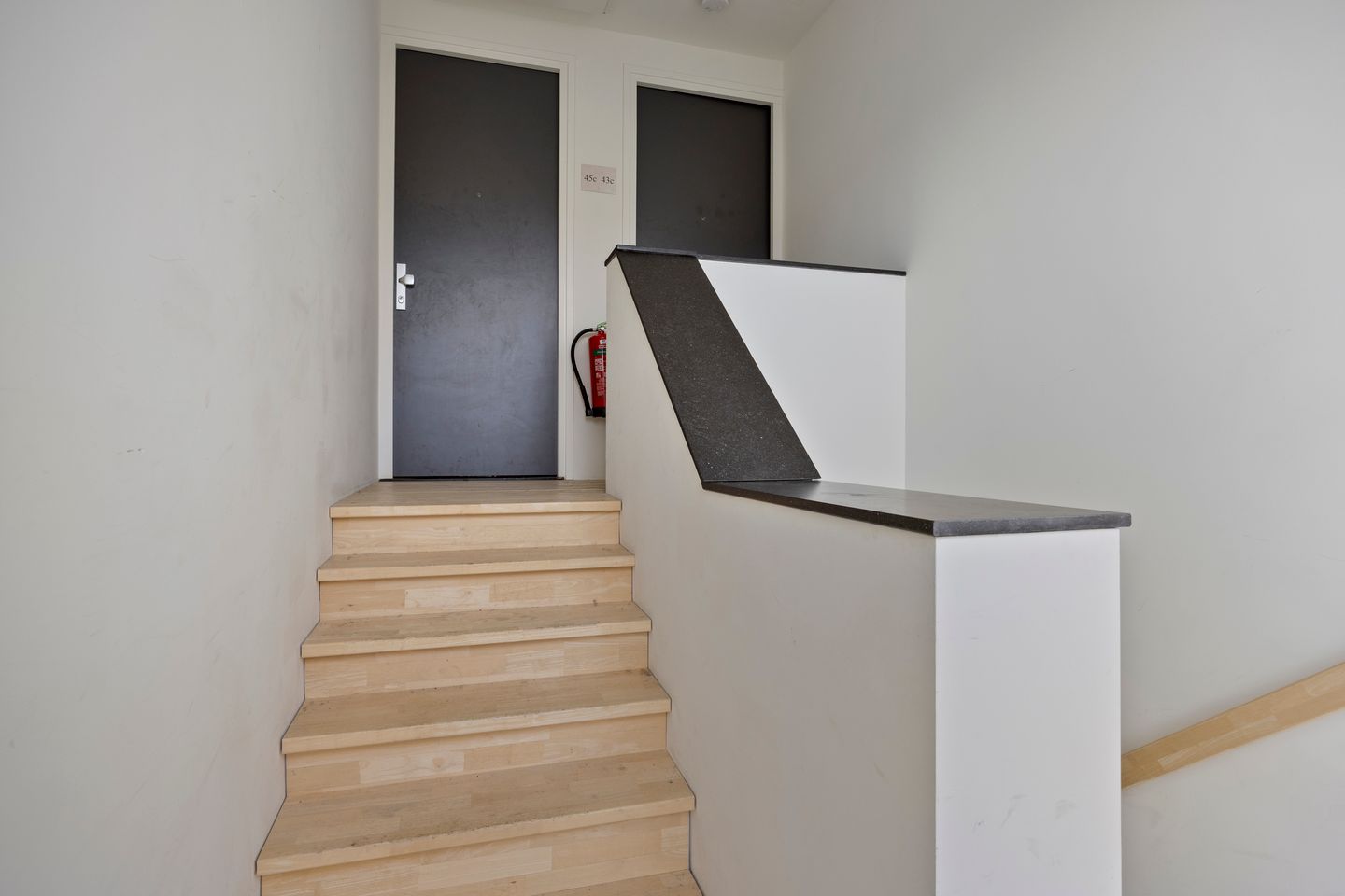 Foto 20 van Westerhavenstraat 43-C