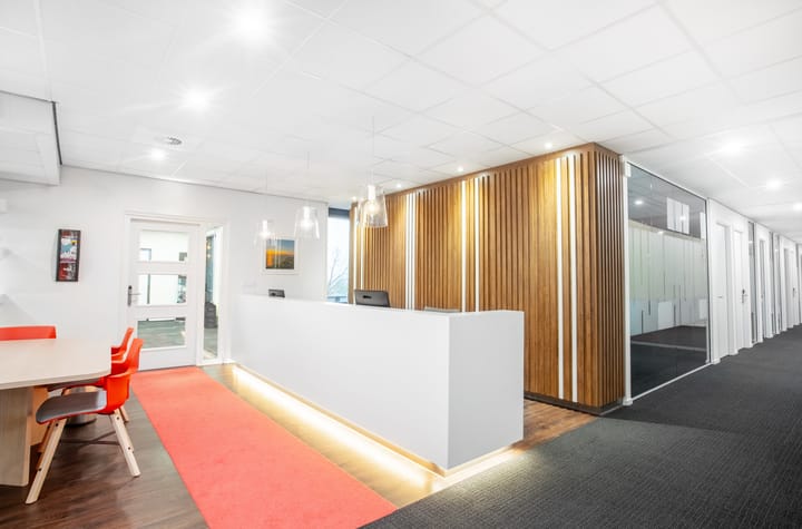 Laan van Westroijen 6, Tiel