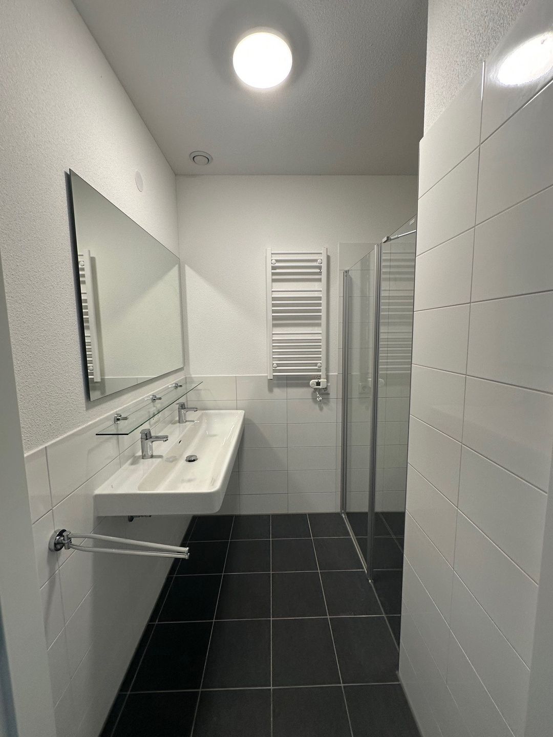 Photo 8 of Grasweg 334
