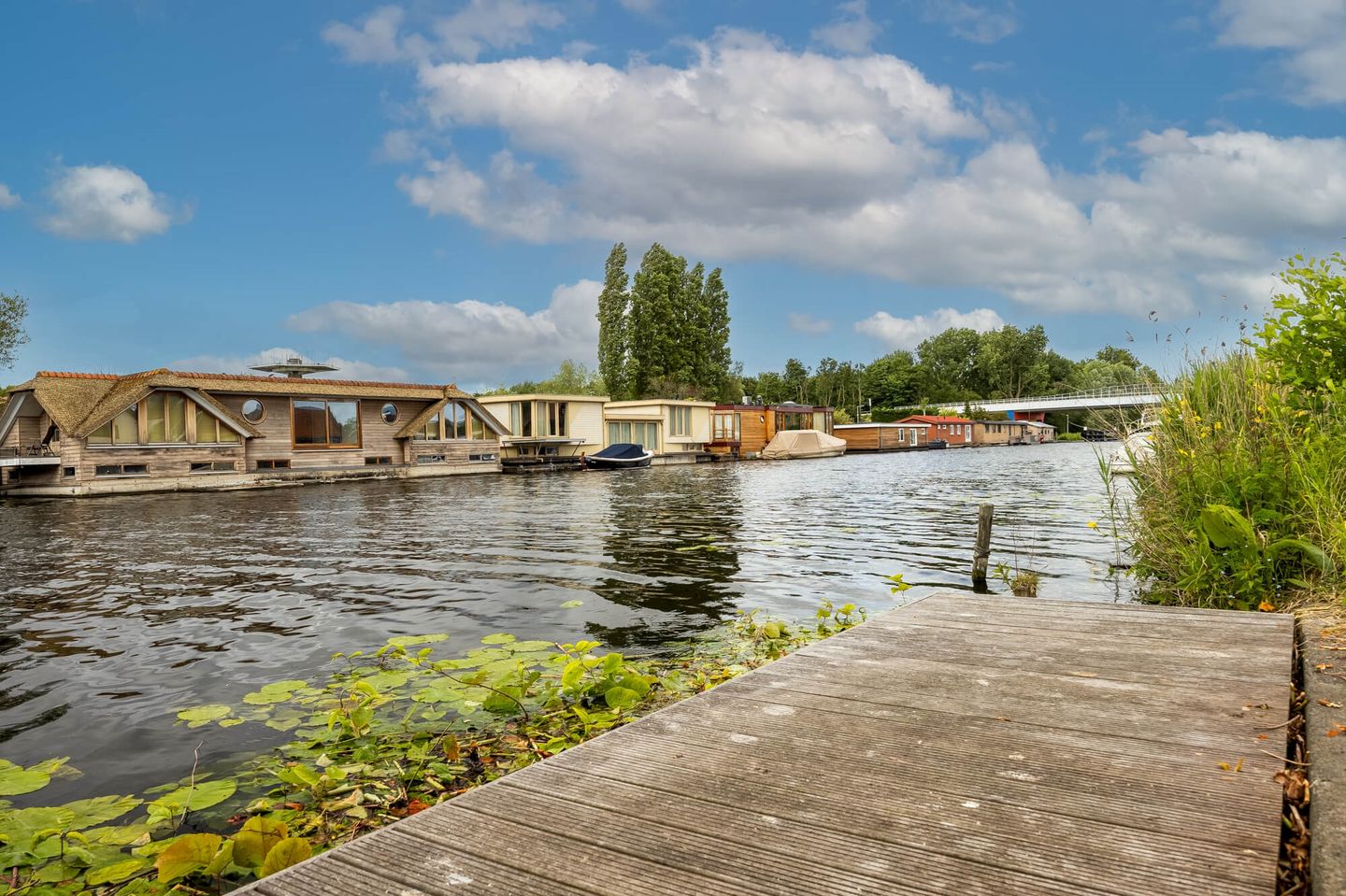 Photo 5 of Nieuwemeerdijk 199