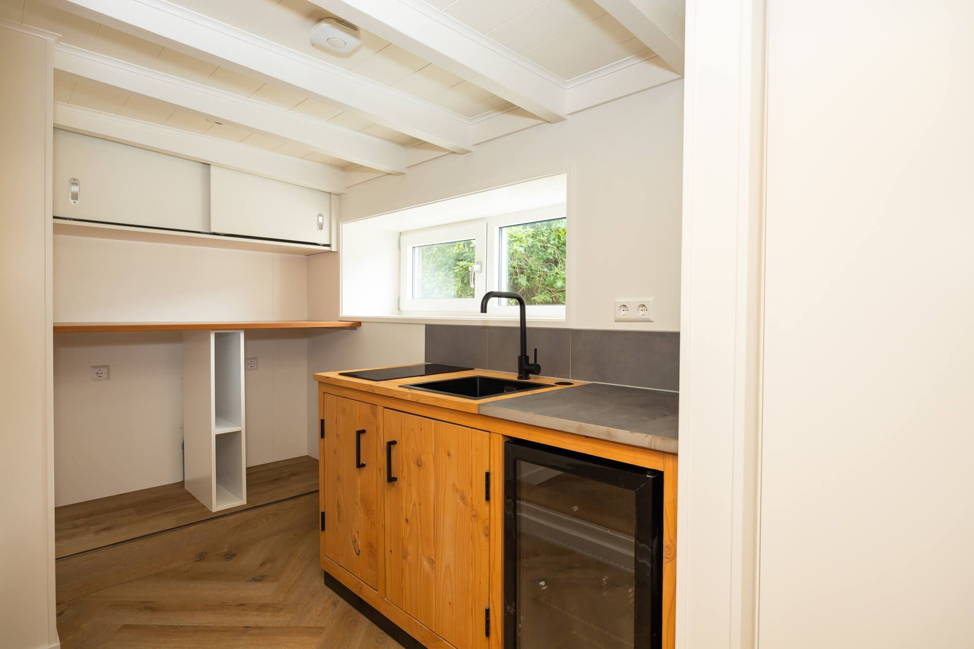 Photo 27 of Nieuwemeerdijk 199