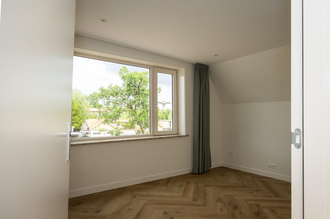 Photo 46 of Nieuwemeerdijk 199