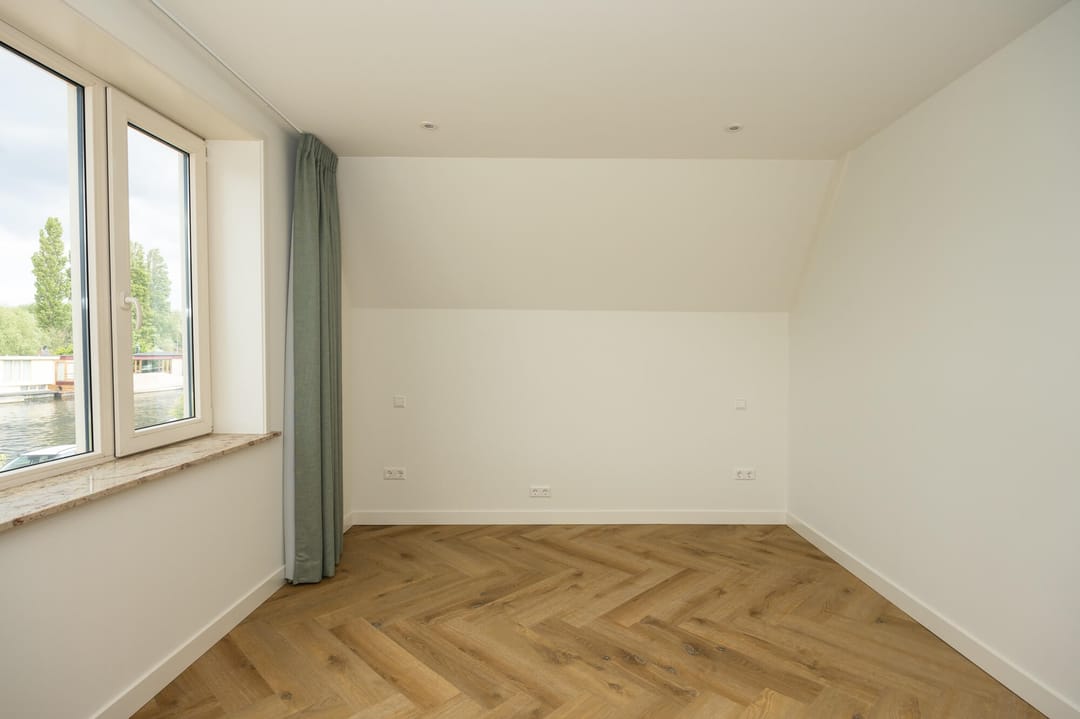 Photo 47 of Nieuwemeerdijk 199