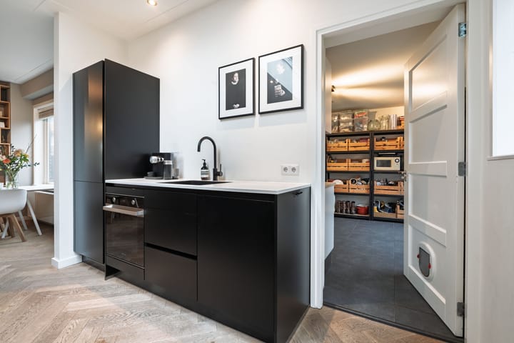 Photo 10 of Roemer Visscherlaan 24