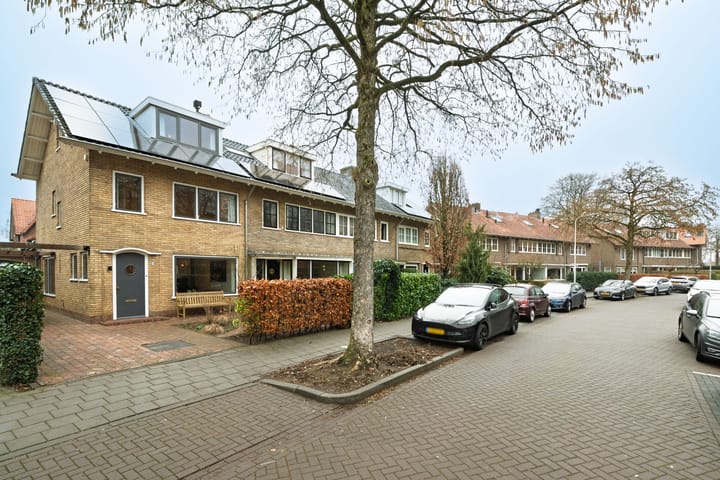 Photo 28 of Roemer Visscherlaan 24