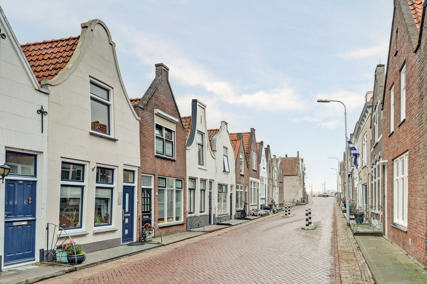 Photo 5 of Hoofdpoortstraat 34