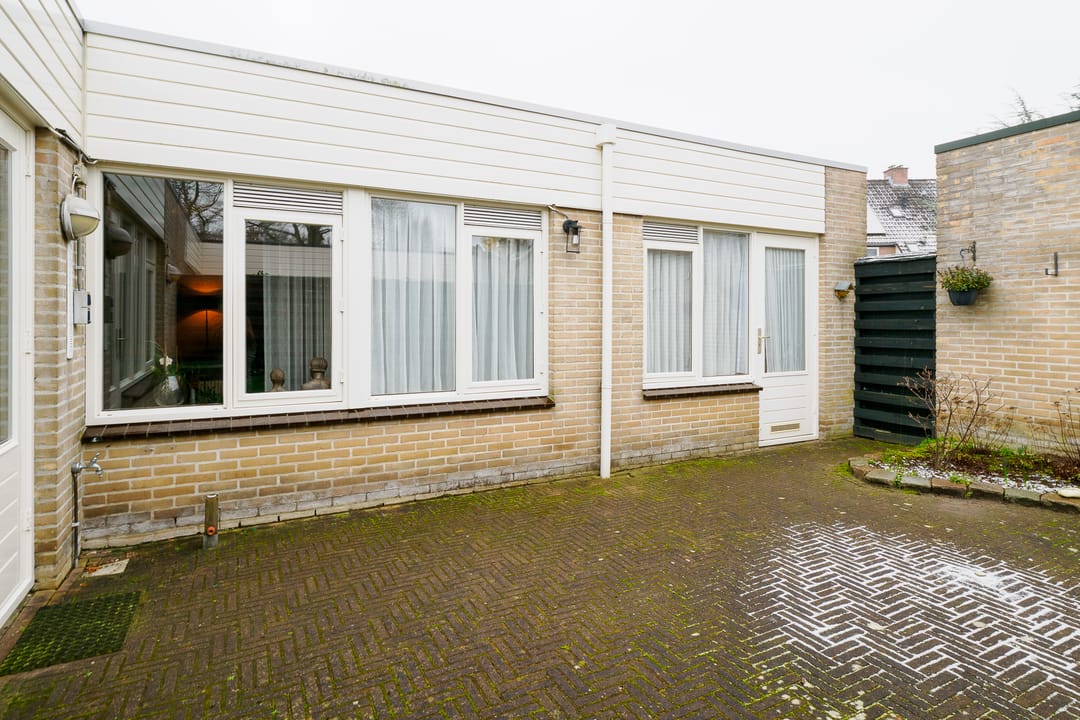 Photo 31 of Louis Bouwmeesterstraat 84