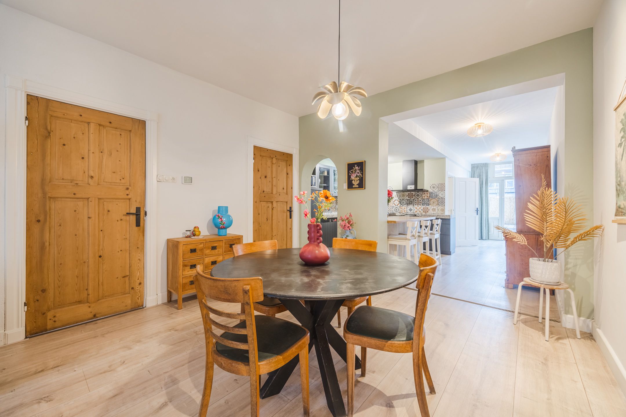 Photo 9 of Borneostraat 7